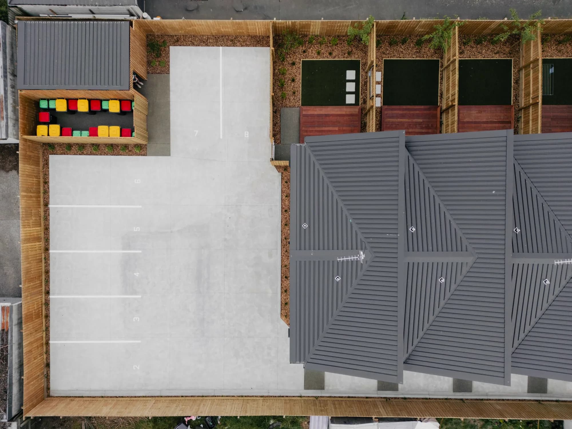 120 Hastings Street East - Image 6