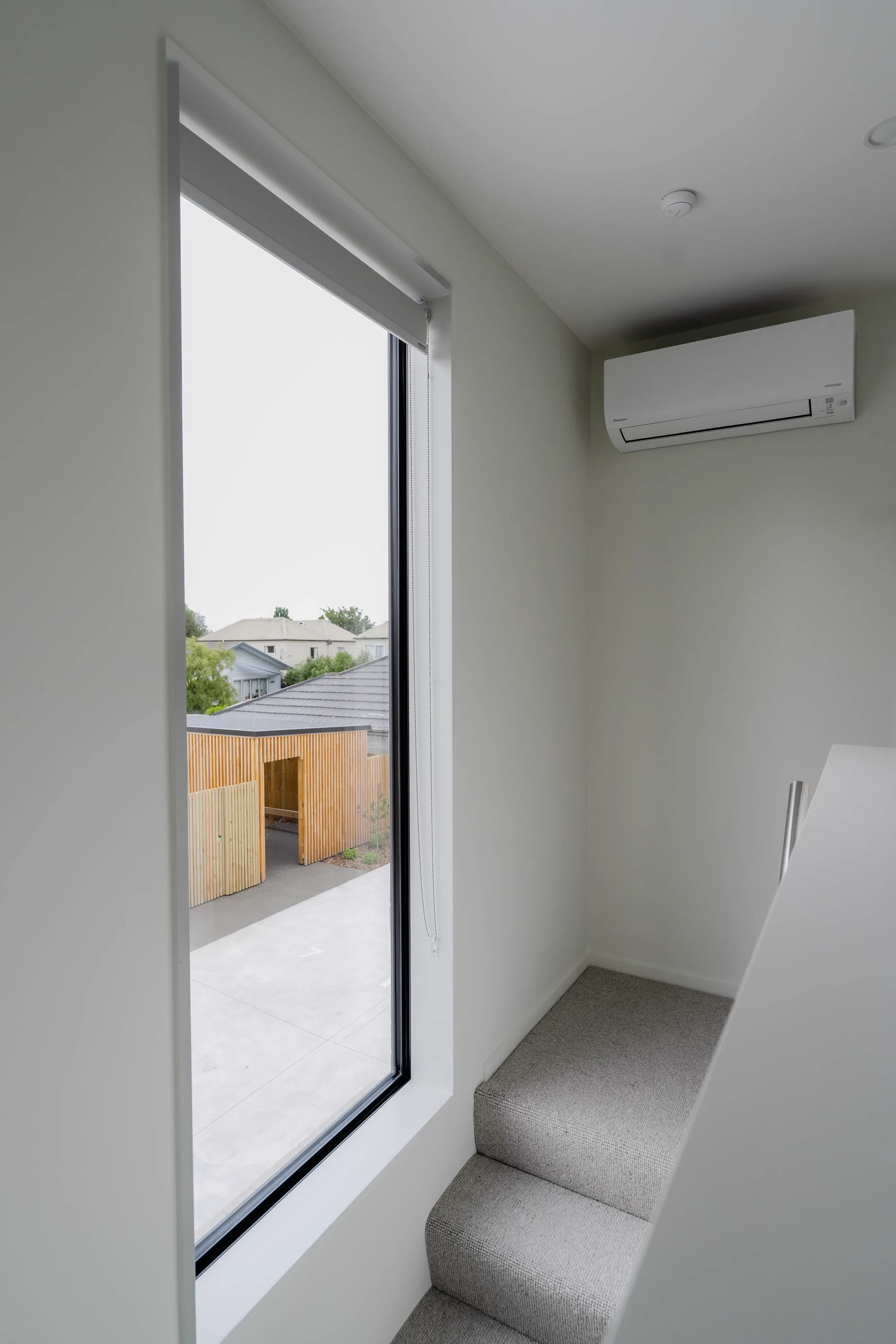 120 Hastings Street East - Image 8