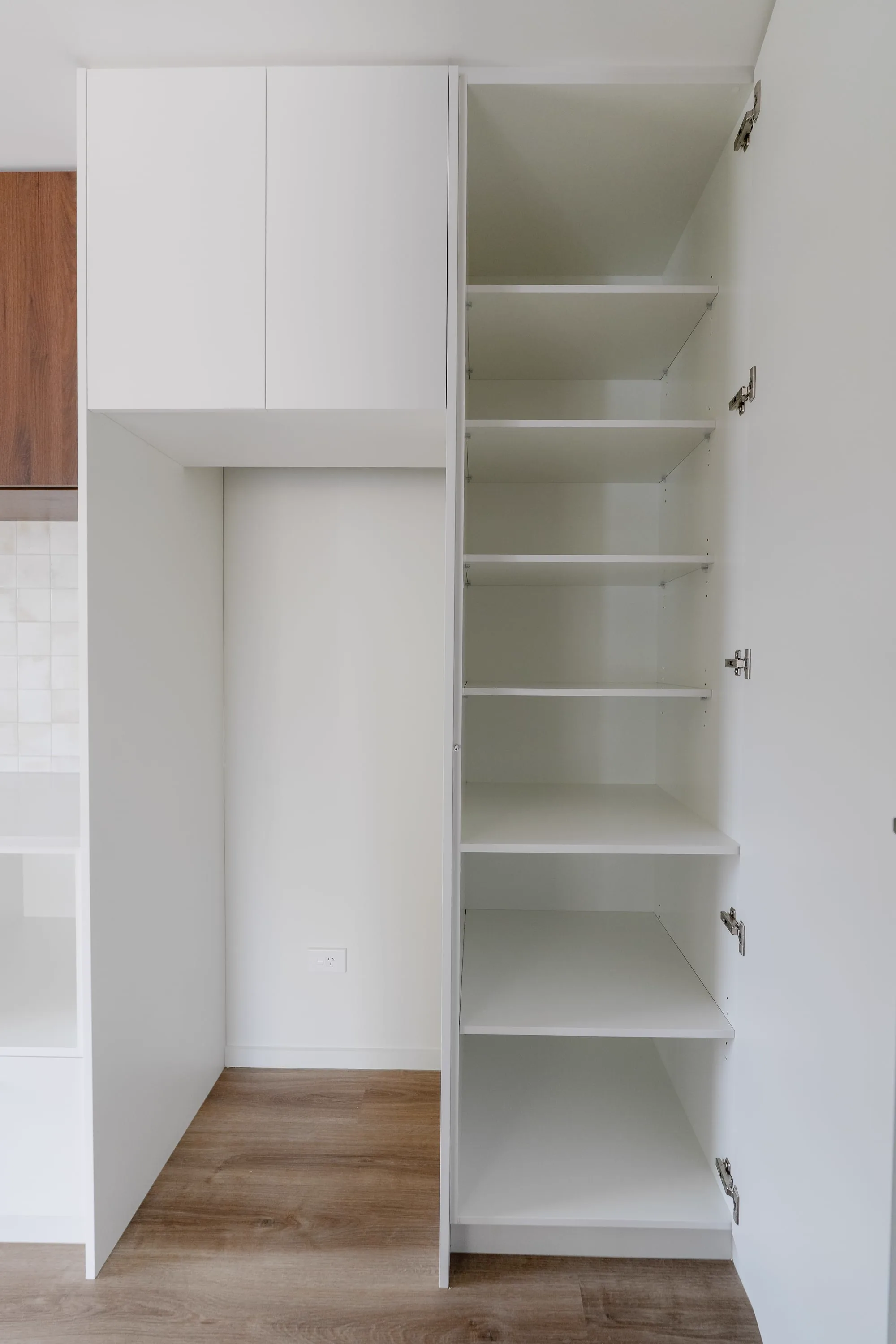 120 Hastings Street East - Image 12