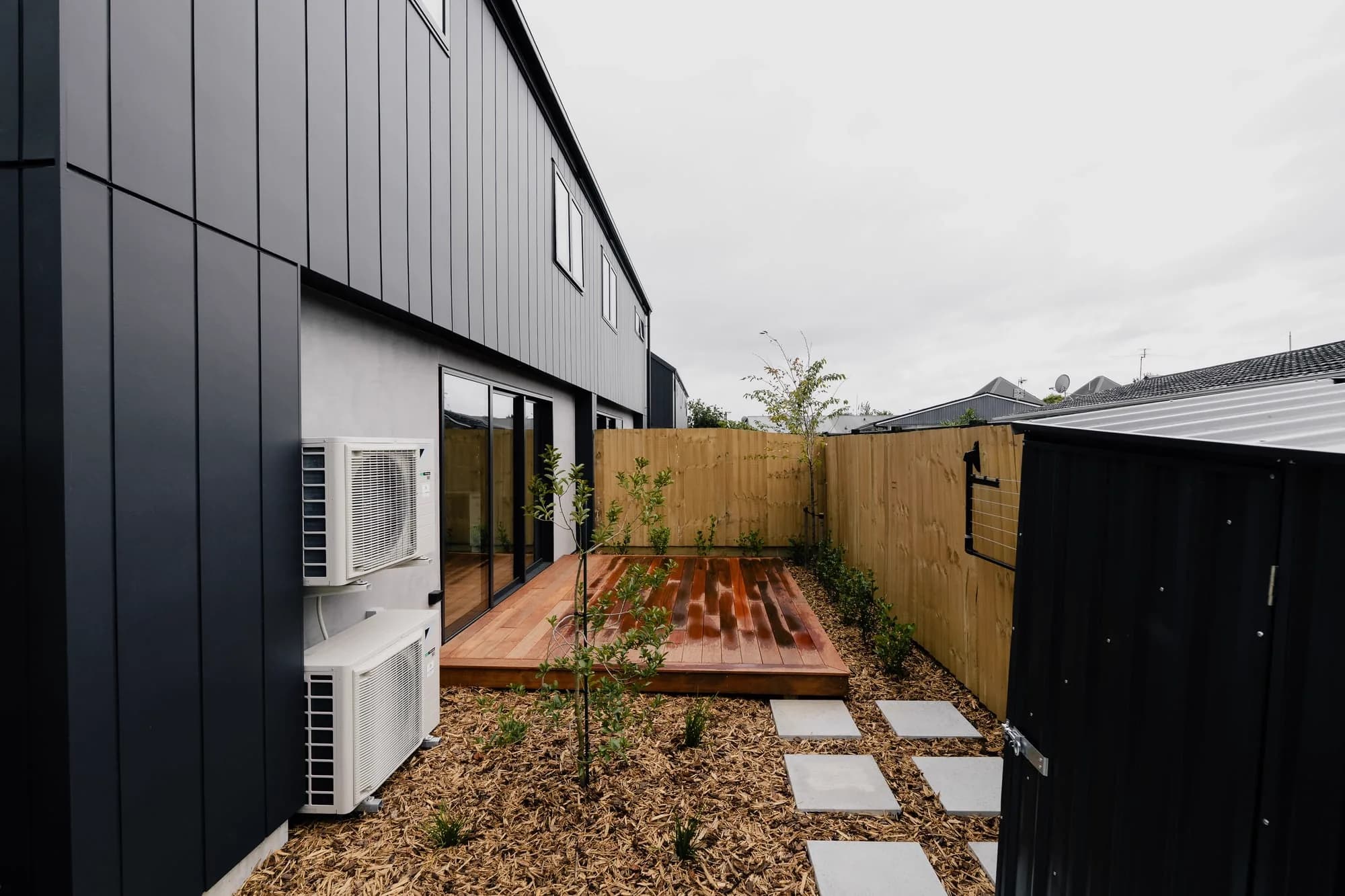 527–529 Hereford Street - Image 9