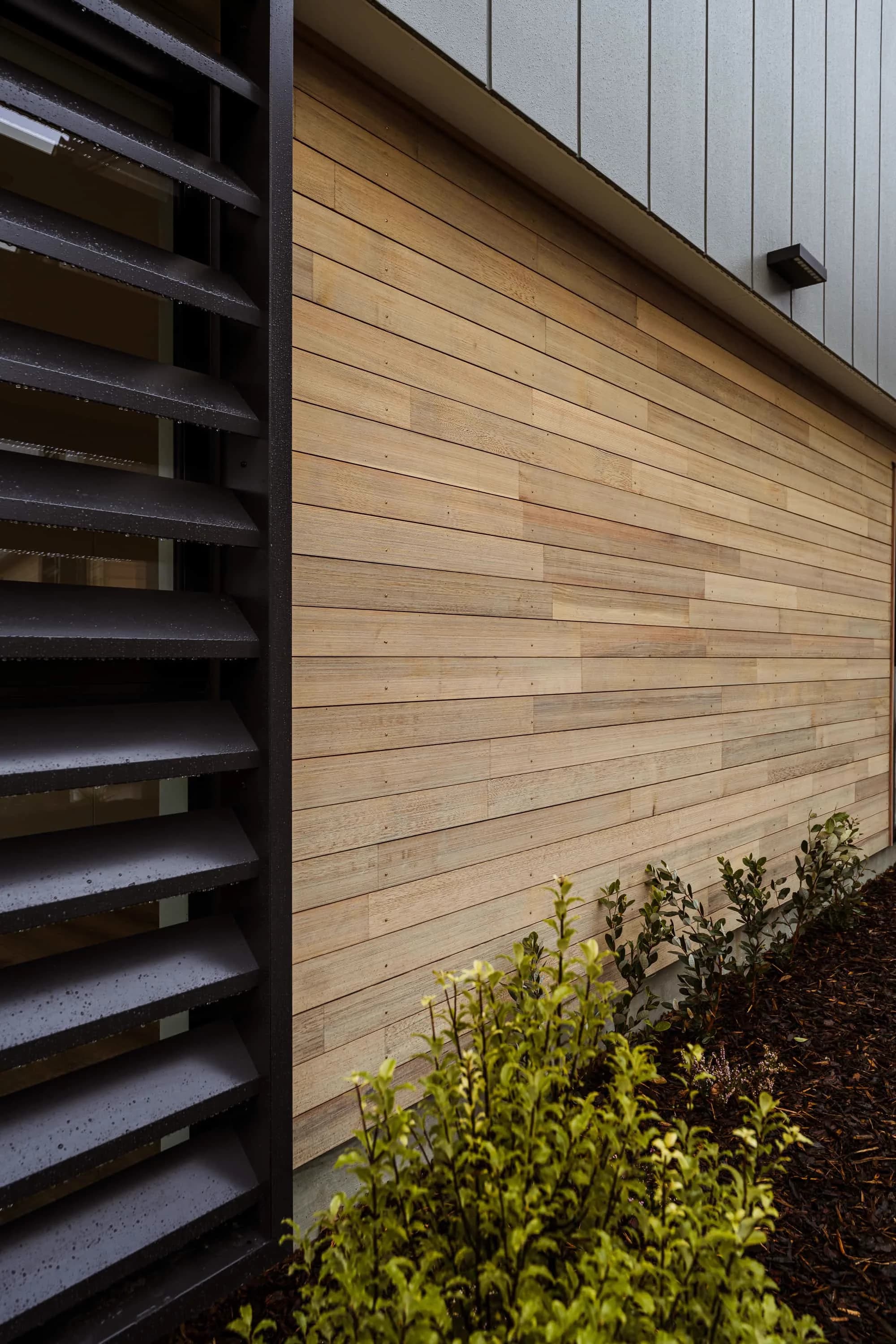 11–12 Trist Place - Image 8