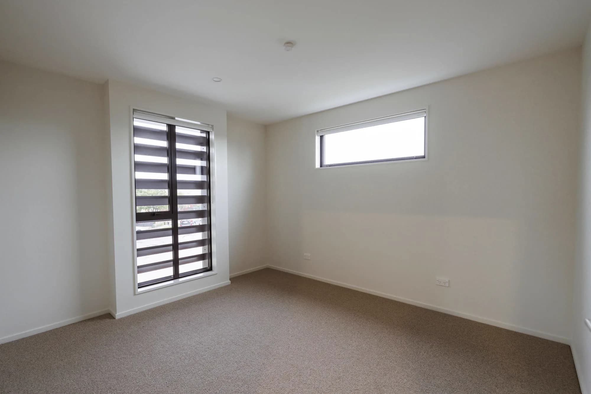 11–12 Trist Place - Image 10